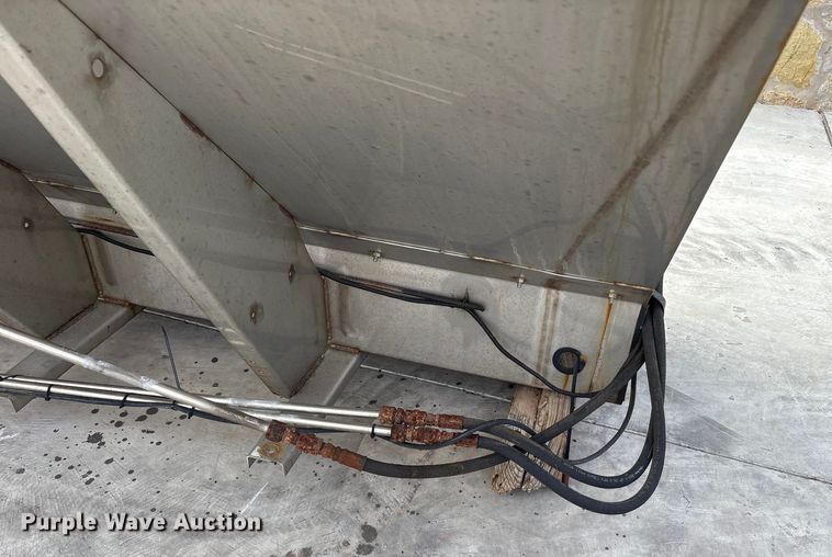 image for item EF6272 Truck attachments