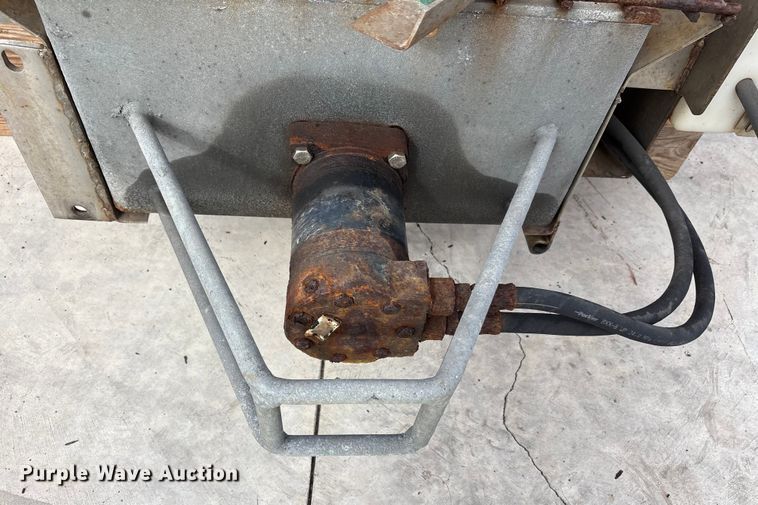 image for item EF6272 Truck attachments