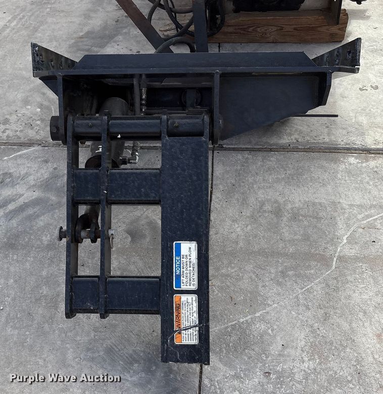 image for item EF6272 Truck attachments