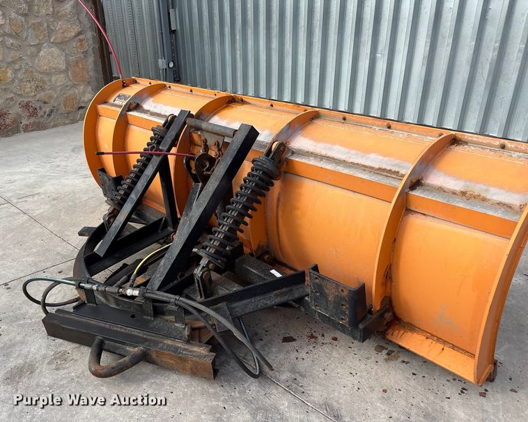 image for item EF6272 Truck attachments