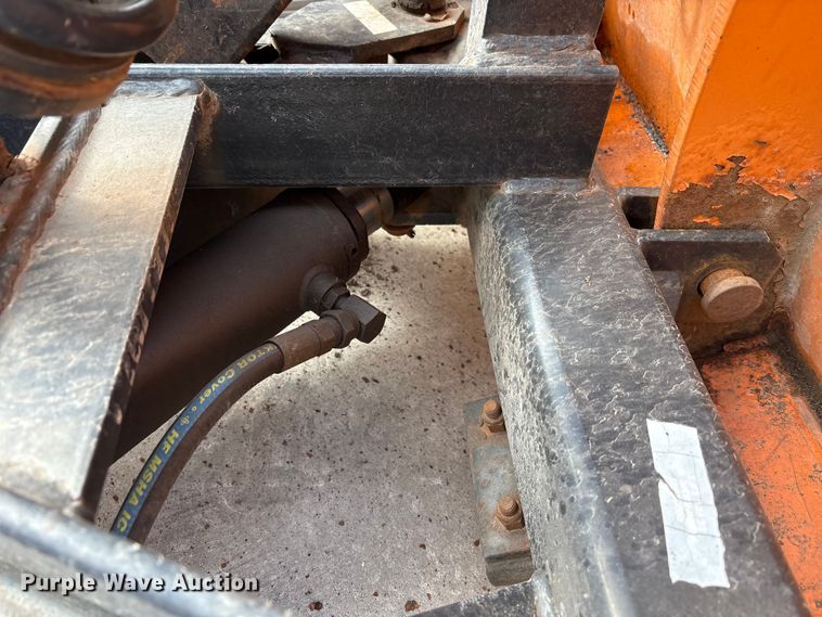 image for item EF6272 Truck attachments