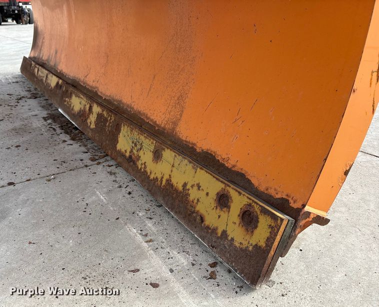 image for item EF6272 Truck attachments