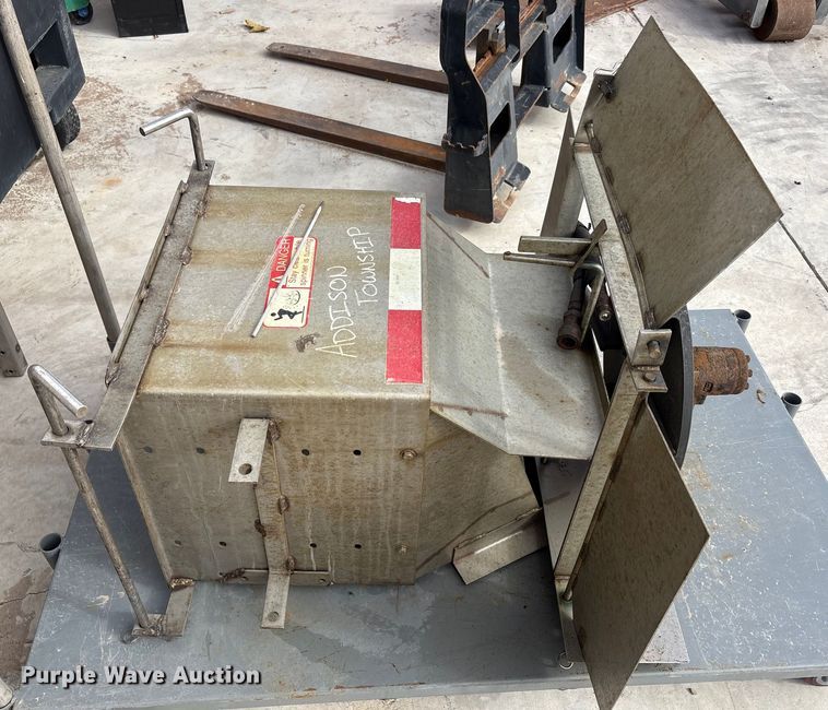 image for item EF6272 Truck attachments