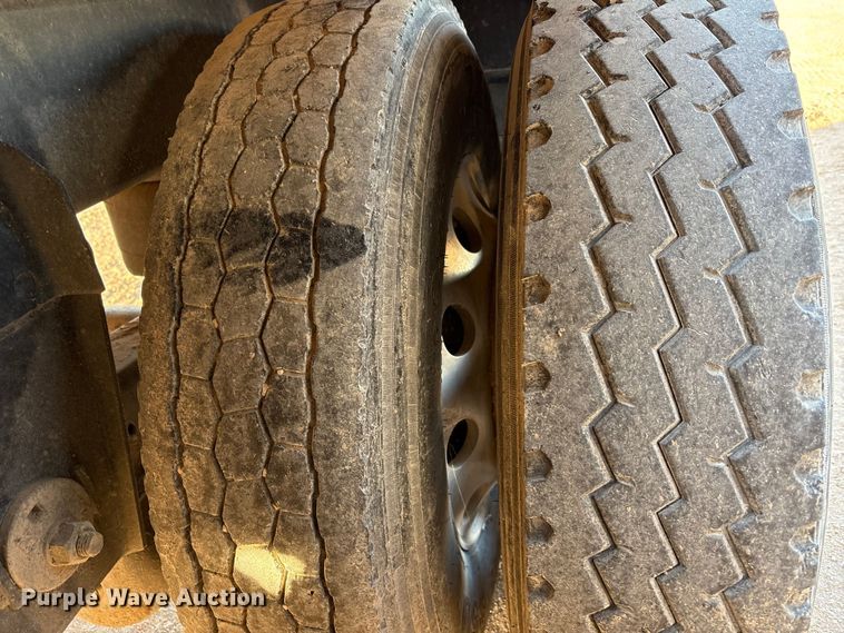 image for item EF6274 2023 Timpte Roughneck bottom dump trailer