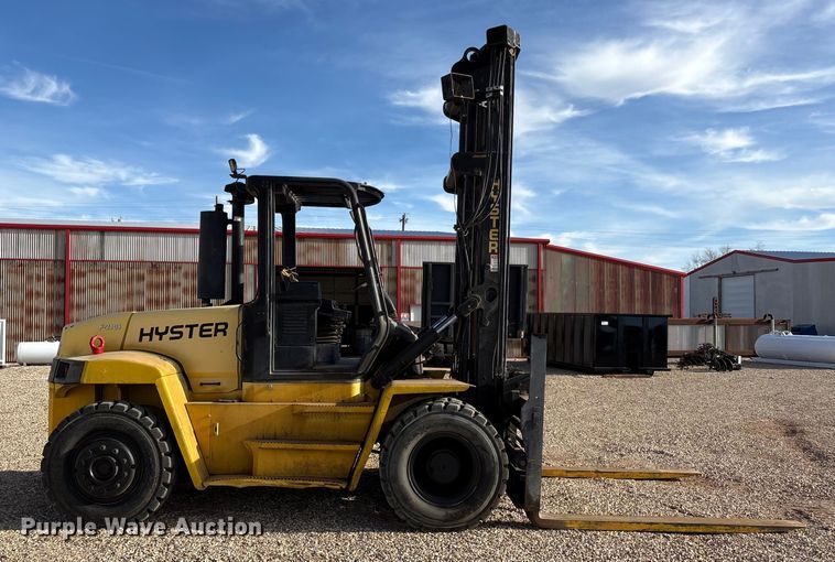 image for item EF6276 Hyster H210HD forklift
