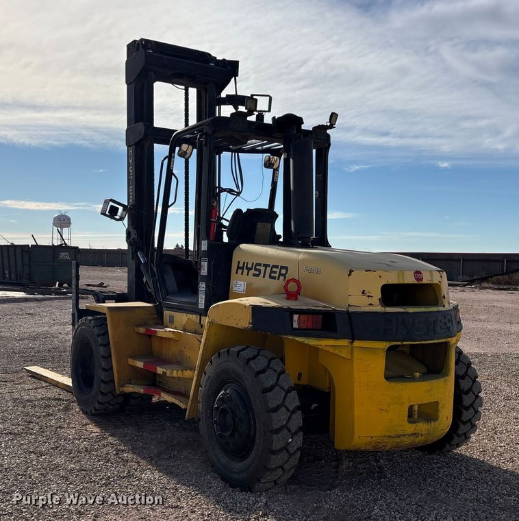 image for item EF6276 Hyster H210HD forklift