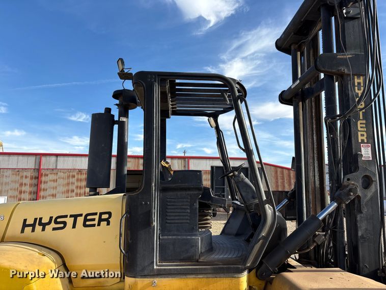 image for item EF6276 Hyster H210HD forklift