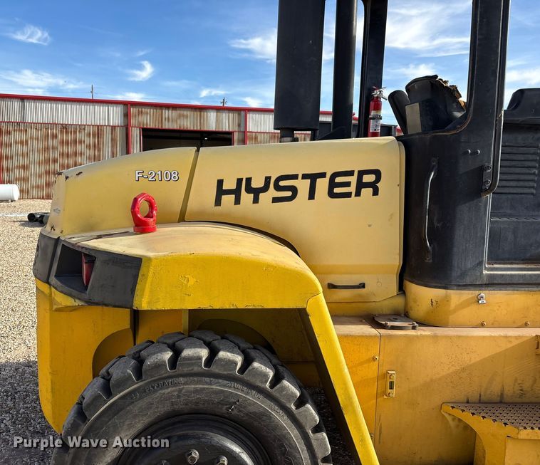 image for item EF6276 Hyster H210HD forklift