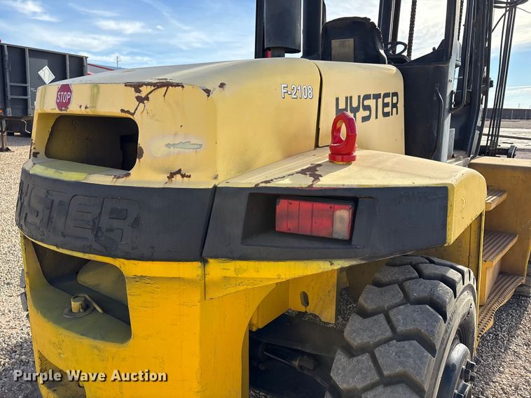 image for item EF6276 Hyster H210HD forklift