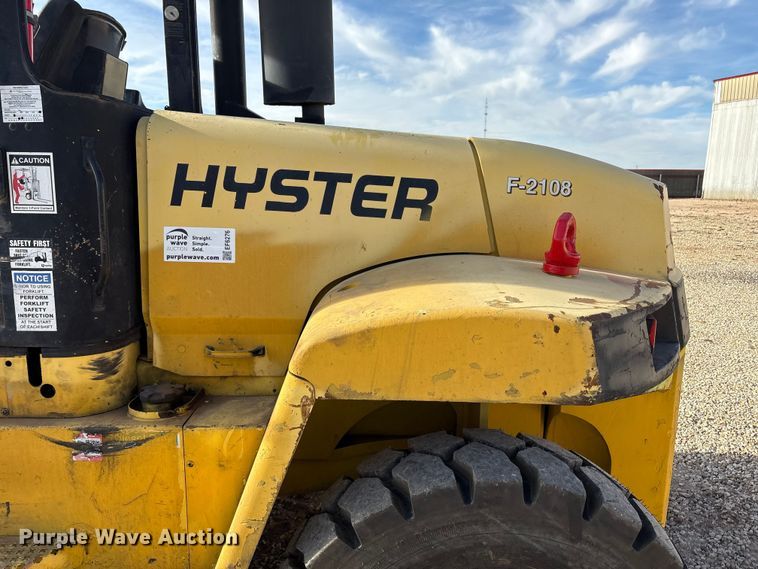 image for item EF6276 Hyster H210HD forklift