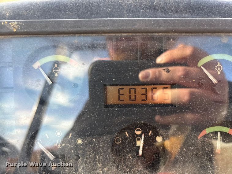 image for item EF6276 Hyster H210HD forklift