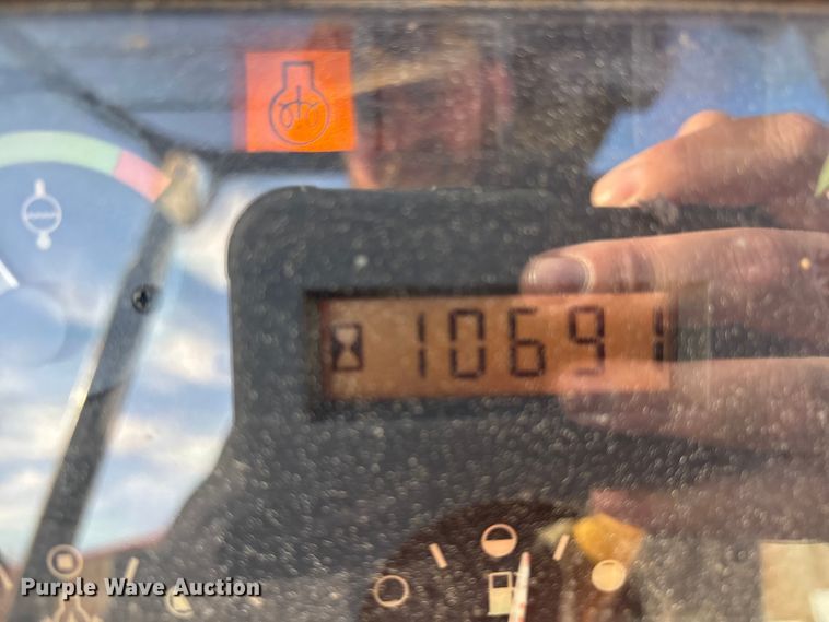 image for item EF6276 Hyster H210HD forklift