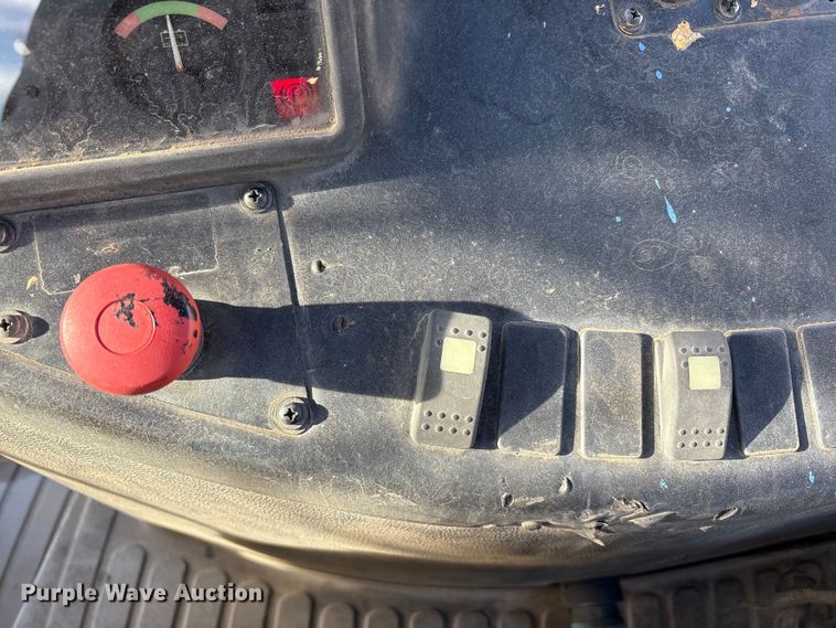 image for item EF6276 Hyster H210HD forklift