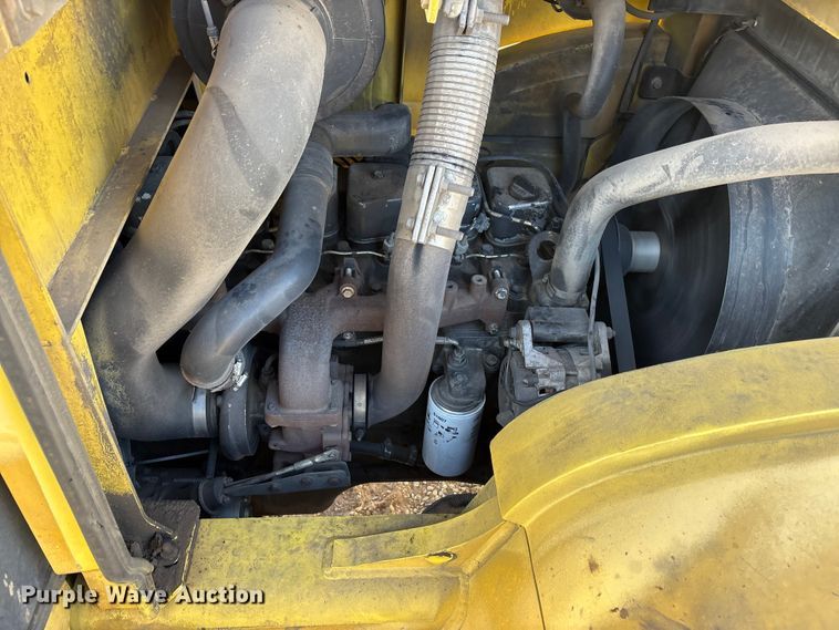 image for item EF6276 Hyster H210HD forklift