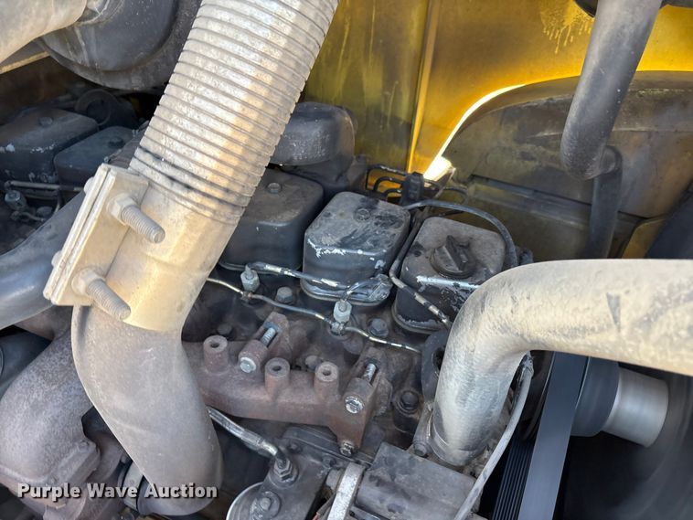 image for item EF6276 Hyster H210HD forklift