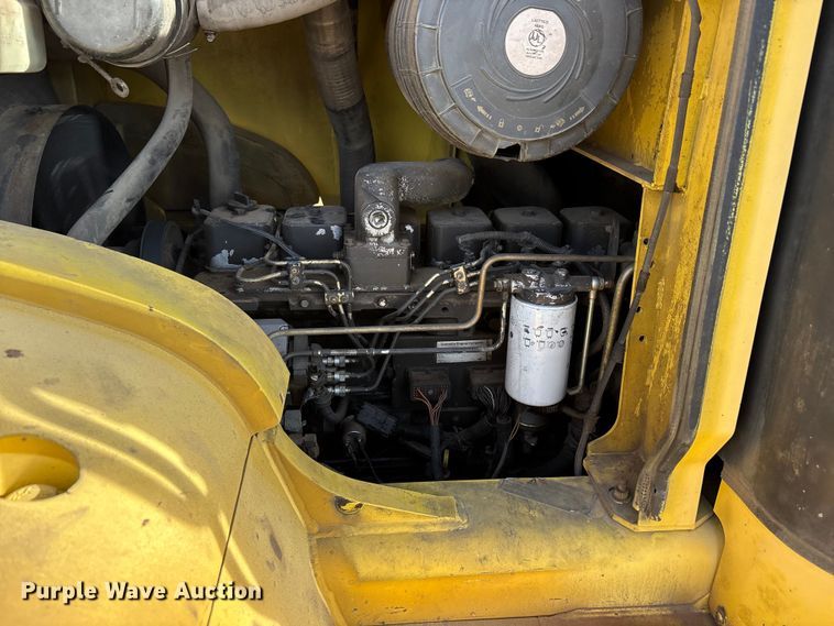 image for item EF6276 Hyster H210HD forklift