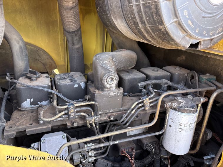 image for item EF6276 Hyster H210HD forklift