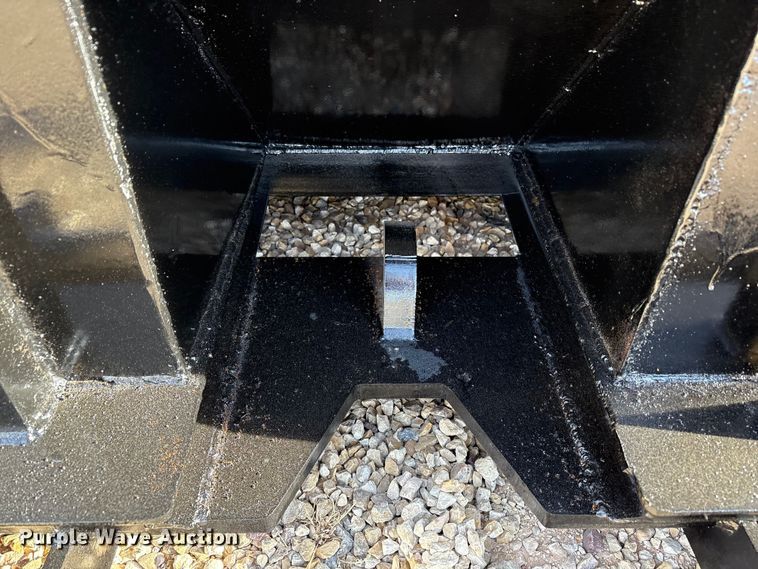 image for item EF6278 Roll-off dumpster