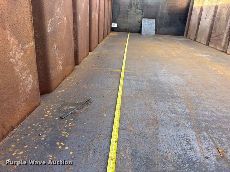 image for item EF6278 Roll-off dumpster