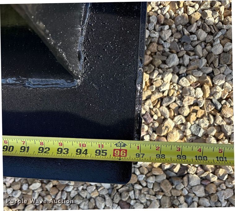 image for item EF6278 Roll-off dumpster