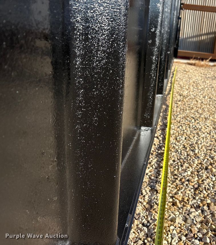 image for item EF6278 Roll-off dumpster