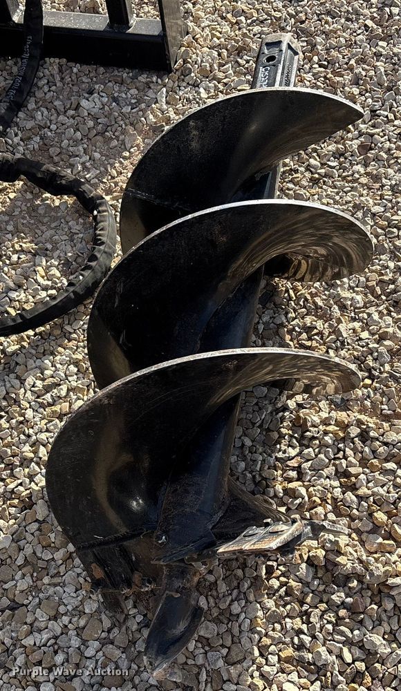 image for item EF6279 Caterpillar A41 skid steer auger