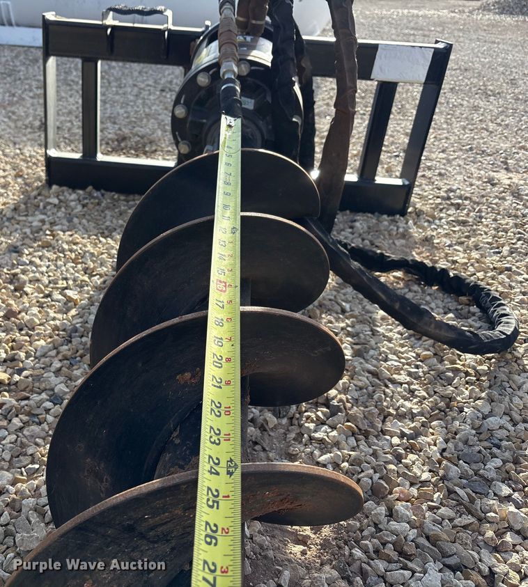 image for item EF6279 Caterpillar A41 skid steer auger