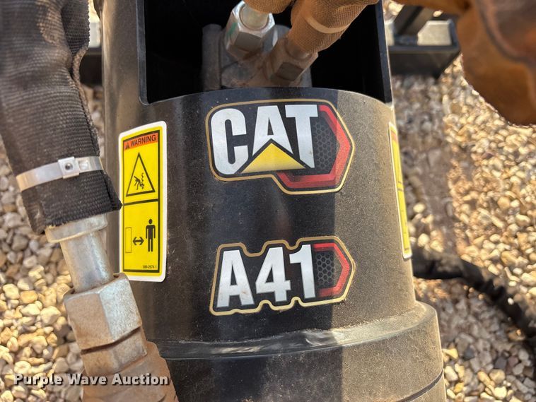 image for item EF6279 Caterpillar A41 skid steer auger