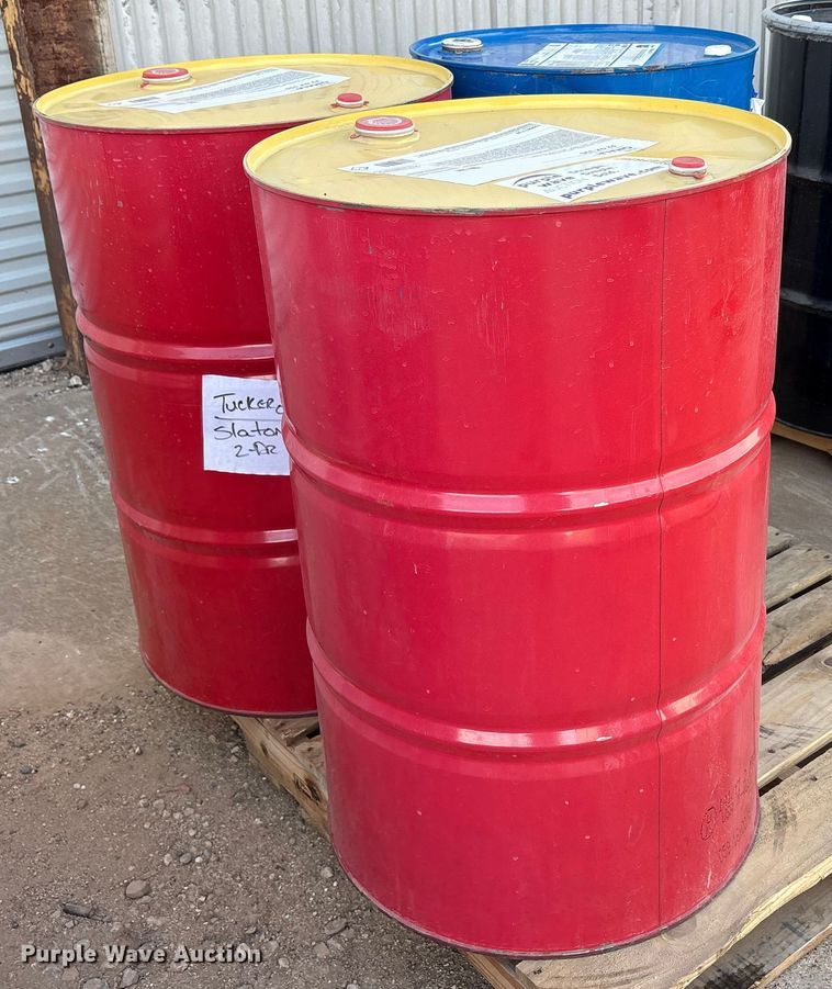 image for item EF6287 (3) barrels of gear oil