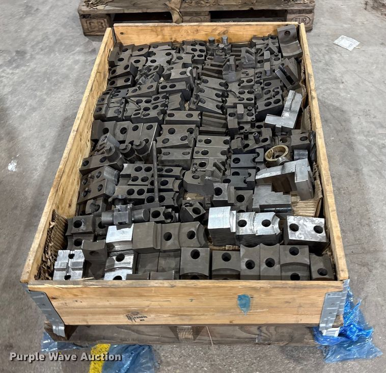 image for item EF6294 (3) pallets of machining parts