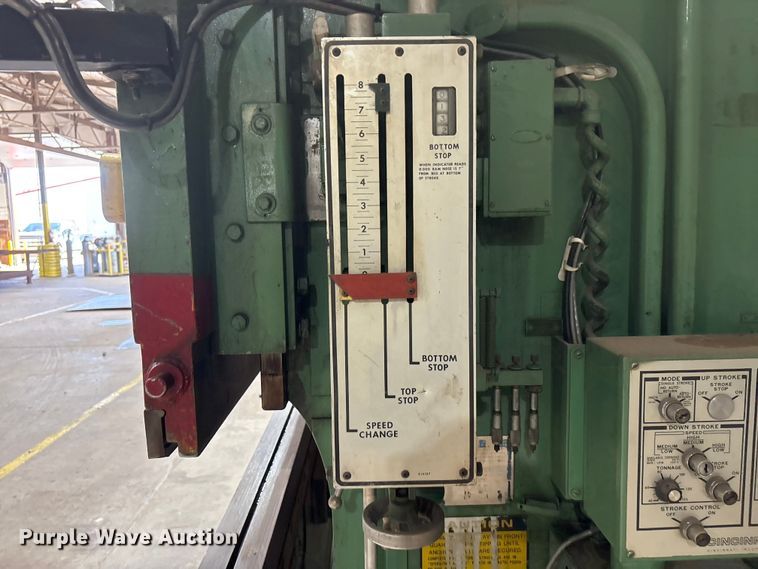 image for item EF6299 Cincinnati press break