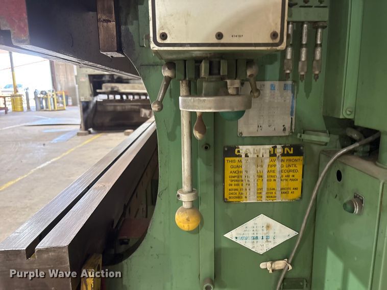 image for item EF6299 Cincinnati press break