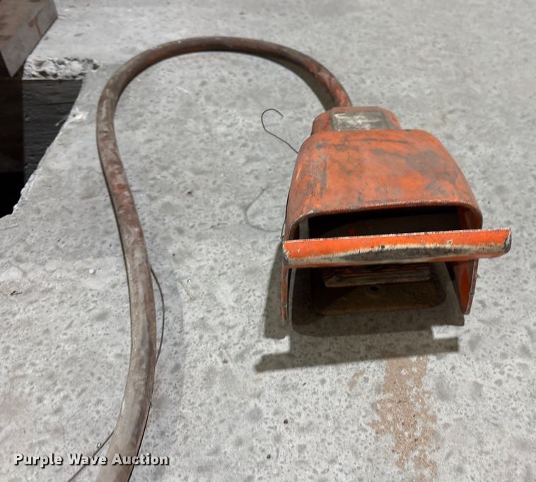 image for item EF6300 Cincinnati 300 H series X 14' press break