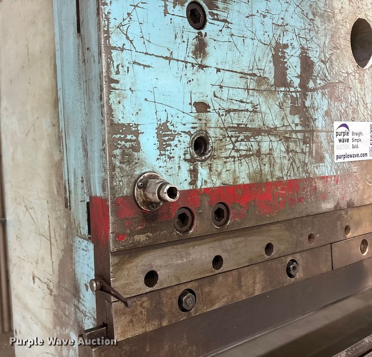 image for item EF6300 Cincinnati 300 H series X 14' press break