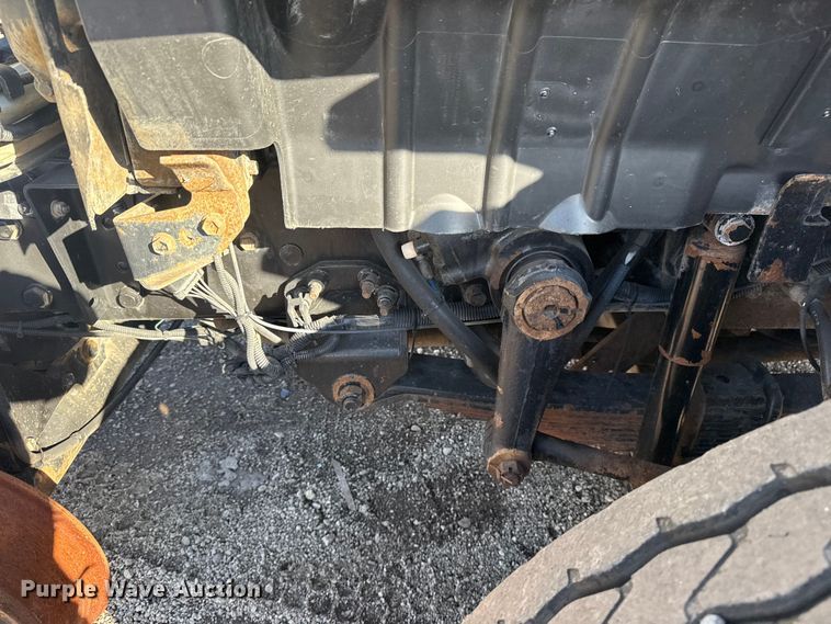 image for item EG1915 2010 International 7500 crane truck