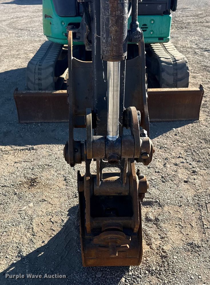 image for item EG1924 2013 John Deere 35G mini excavator