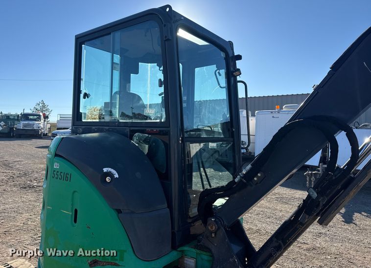 image for item EG1924 2013 John Deere 35G mini excavator