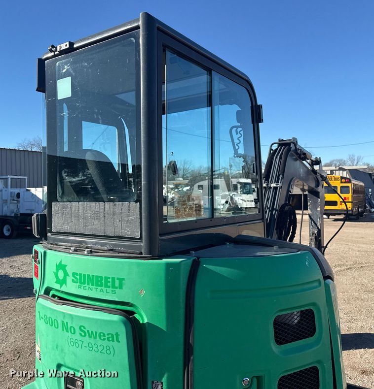 image for item EG1924 2013 John Deere 35G mini excavator