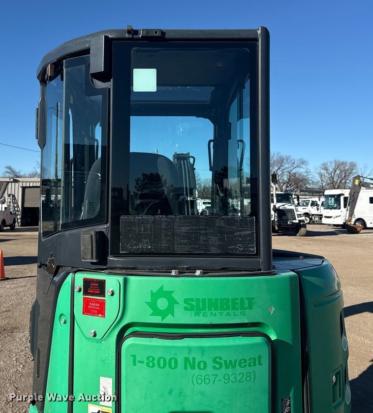 image for item EG1924 2013 John Deere 35G mini excavator