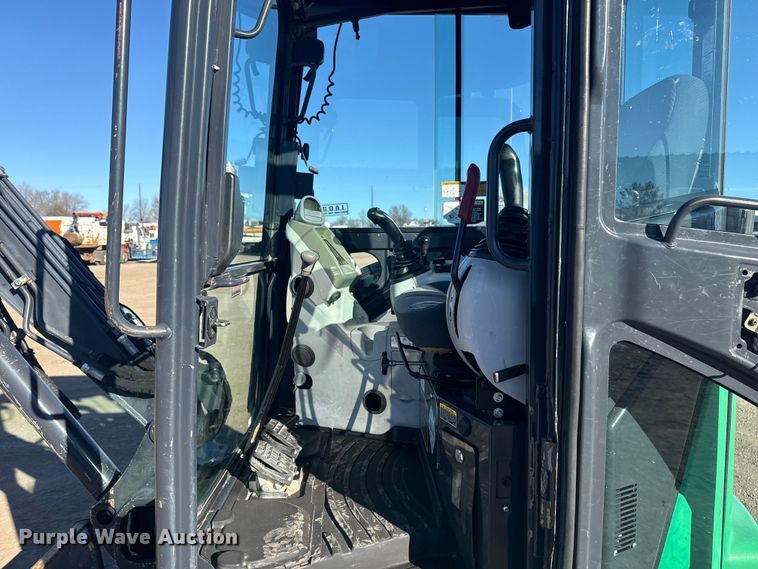 image for item EG1924 2013 John Deere 35G mini excavator