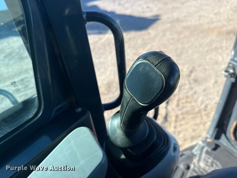 image for item EG1924 2013 John Deere 35G mini excavator