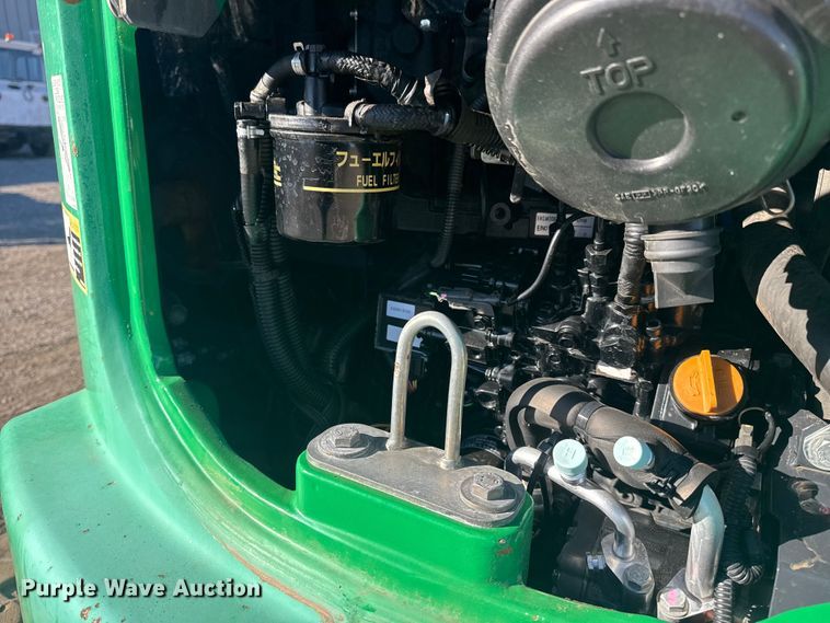 image for item EG1924 2013 John Deere 35G mini excavator