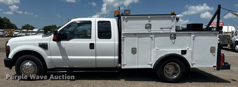 image for item EG6060 2010 Ford F350 Super Duty Ext. Cab utility bed pickup truck