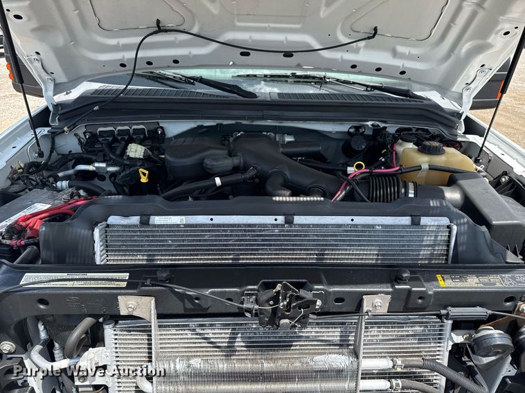 image for item EG6060 2010 Ford F350 Super Duty Ext. Cab utility bed pickup truck