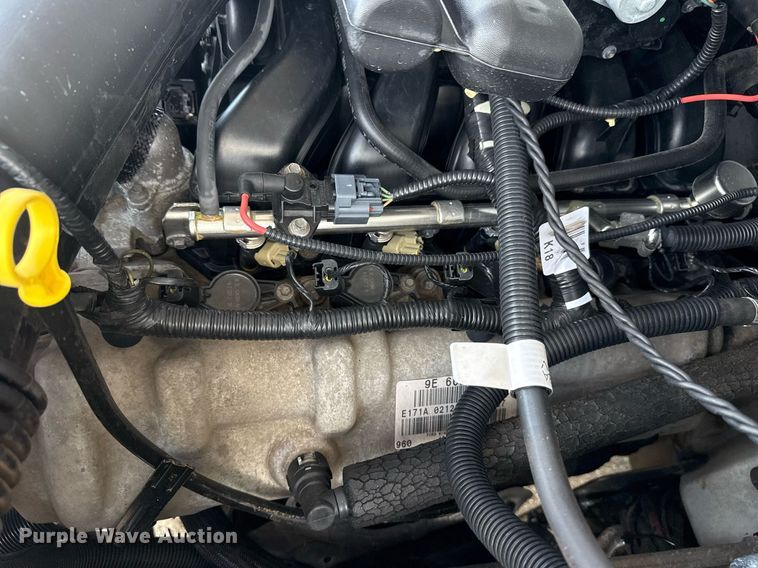 image for item EG6060 2010 Ford F350 Super Duty Ext. Cab utility bed pickup truck