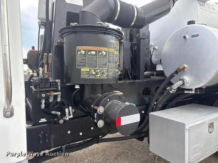 image for item EG6128 2006 Sterling  Acterra sewer jetter truck