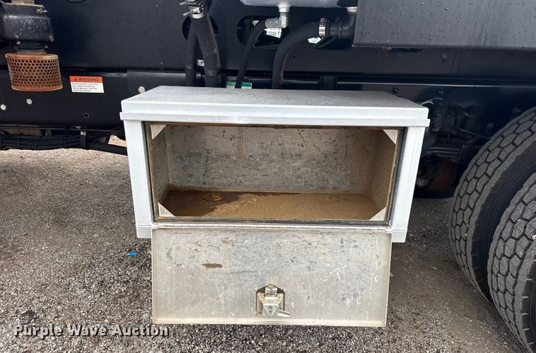 image for item EG6128 2006 Sterling  Acterra sewer jetter truck