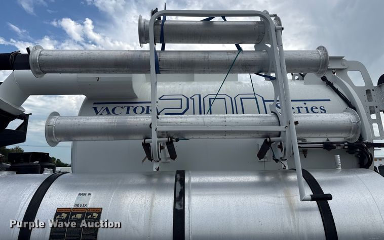 image for item EG6128 2006 Sterling  Acterra sewer jetter truck