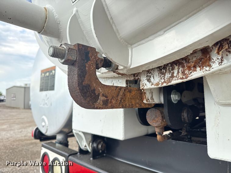 image for item EG6128 2006 Sterling  Acterra sewer jetter truck