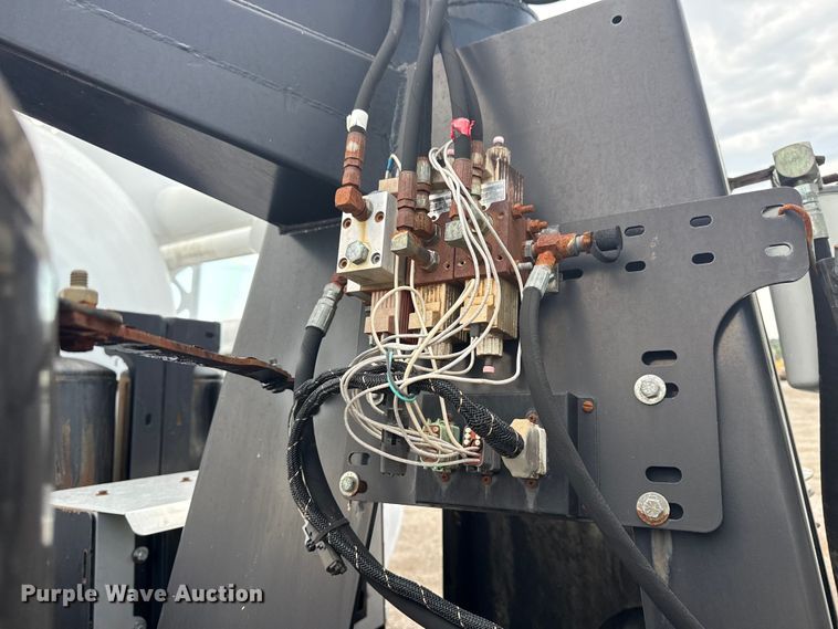 image for item EG6128 2006 Sterling  Acterra sewer jetter truck